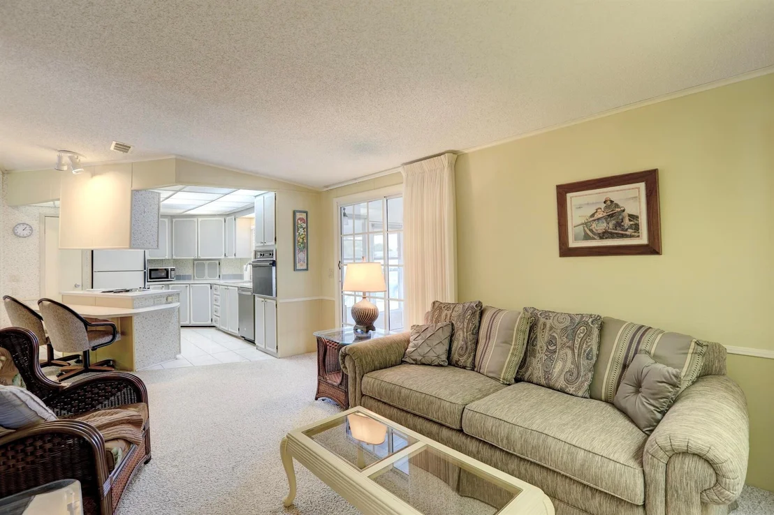 Photo of 931 Jacaranda Drive
