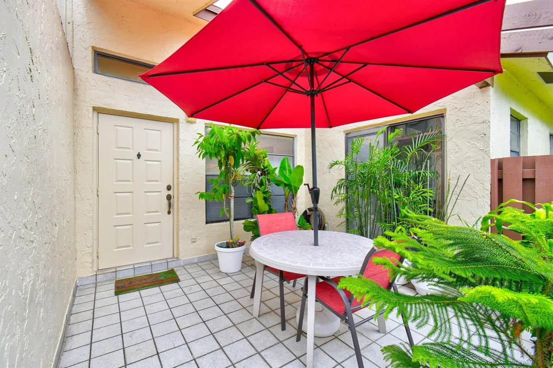 Photo of Unit B at 13947 Nesting Way