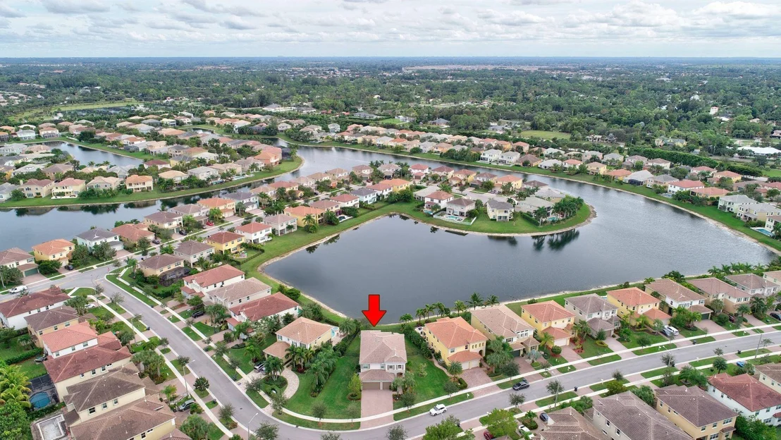 Photo of 9536 Phipps Lane