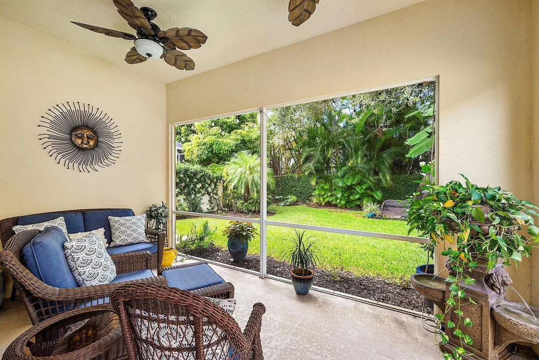 Photo of 2048 Valencia Drive
