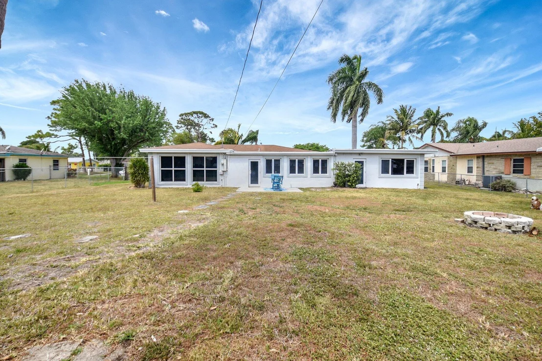 Photo of 5400 Washington Road