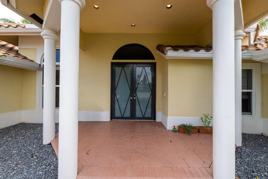 Photo of 10582 MAPLE CHASE Drive
