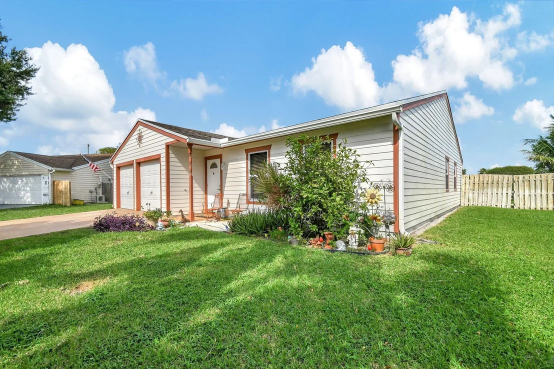Photo of 7875 Canal Drive