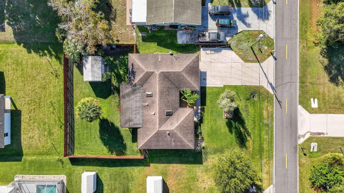 Photo of 5216 Palm Drive