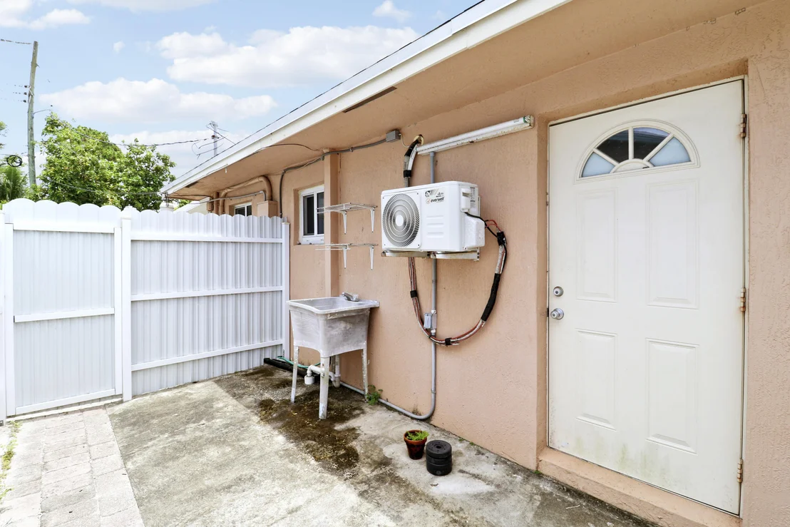 Photo of 2488 Pineway Drive