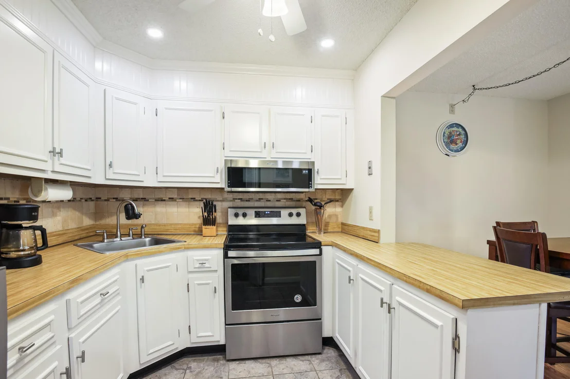 Photo of Unit C2 at 321 Pine Ridge Circle
