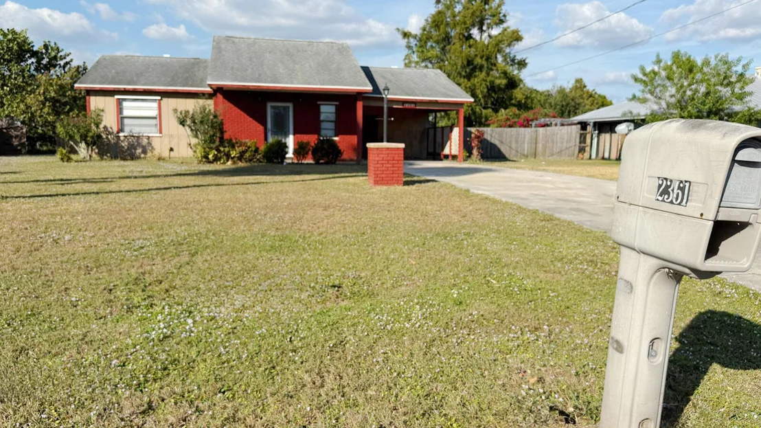 Photo of 2361 SE 27th Street