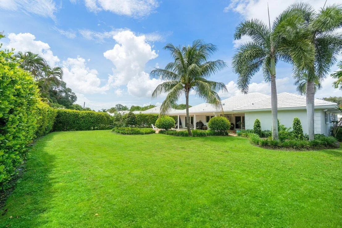 Photo of 670 Elm Tree Lane