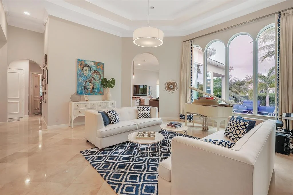 Photo of 305 Trieste Drive