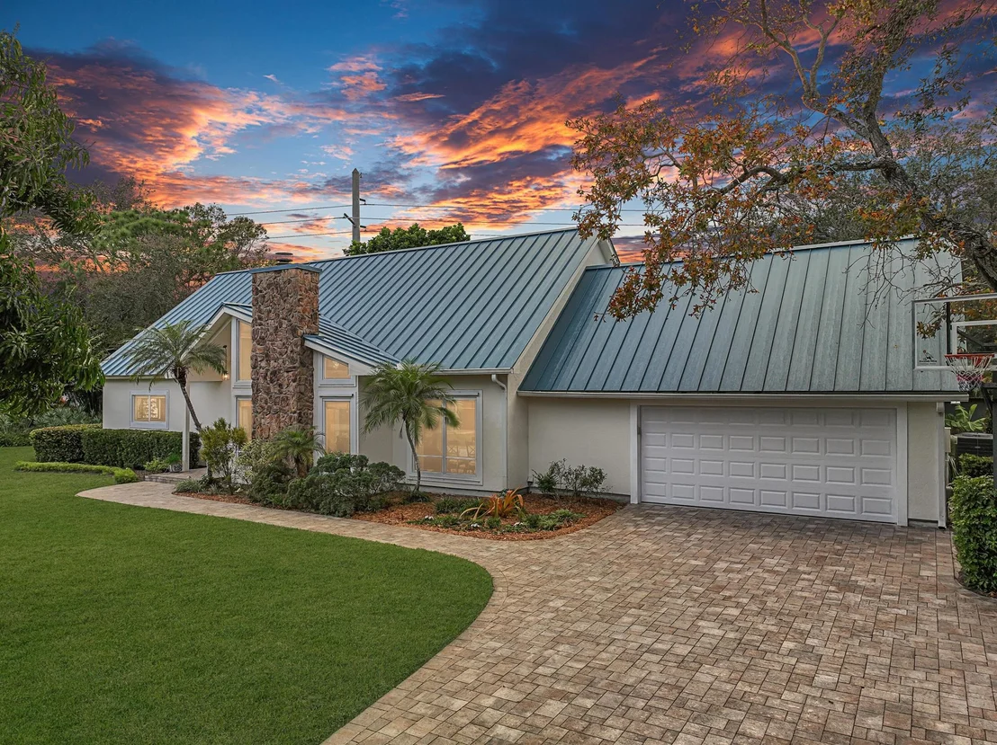 Photo of 18801 Falcon Way