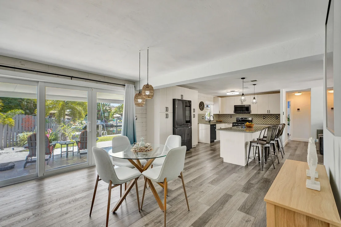 Photo of 1221 SE 3rd Avenue
