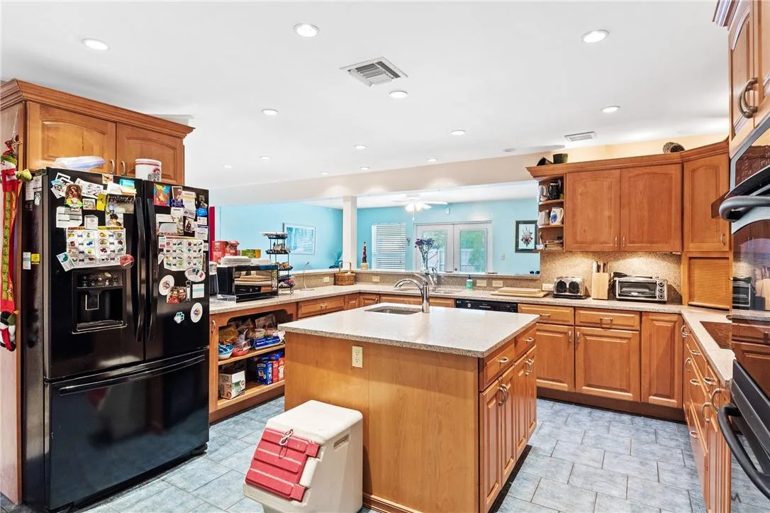 Photo of 636 West Drive