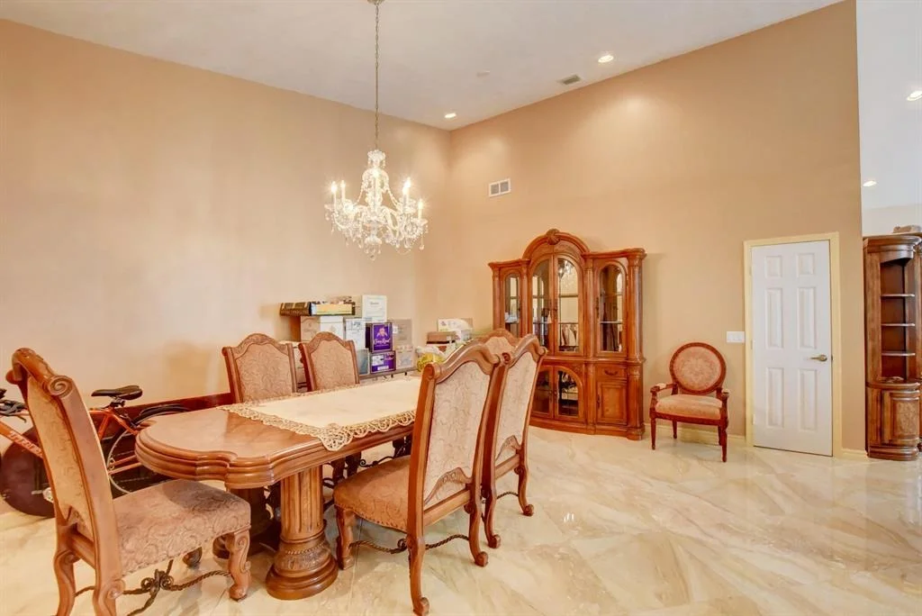 Photo of 6164 Petunia Road