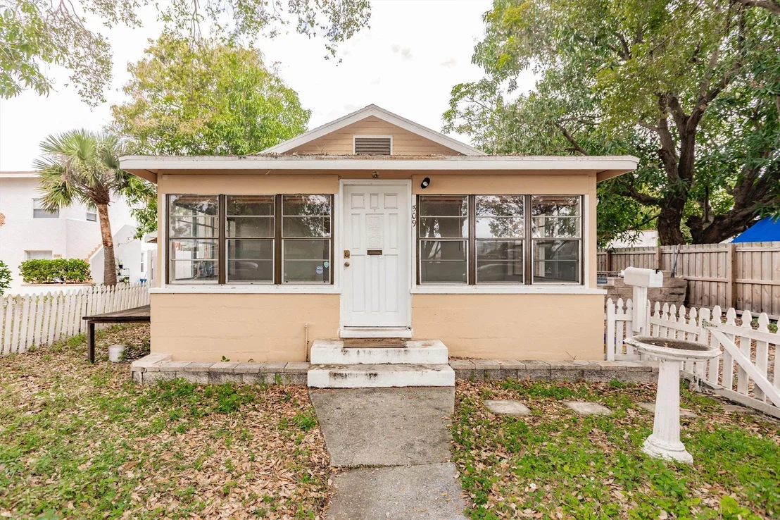 Photo of 509 Putnam Road
