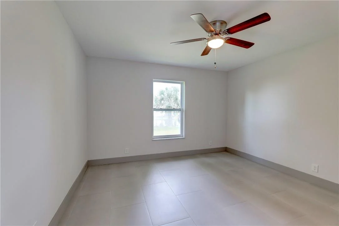 Photo of 72 W Palm Drive