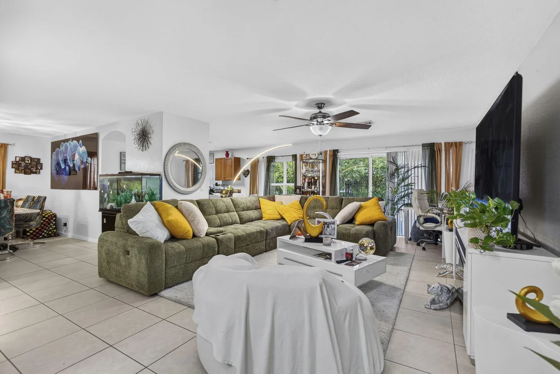 Photo of 6021 Adriatic Way