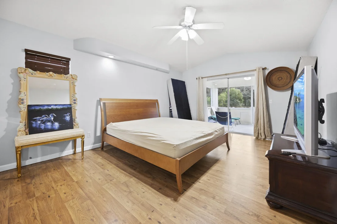 Photo of 4584 Windmill Road