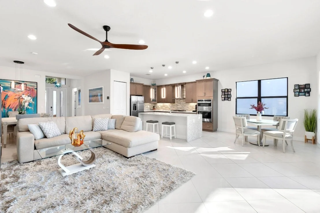 Photo of 7315 Estero