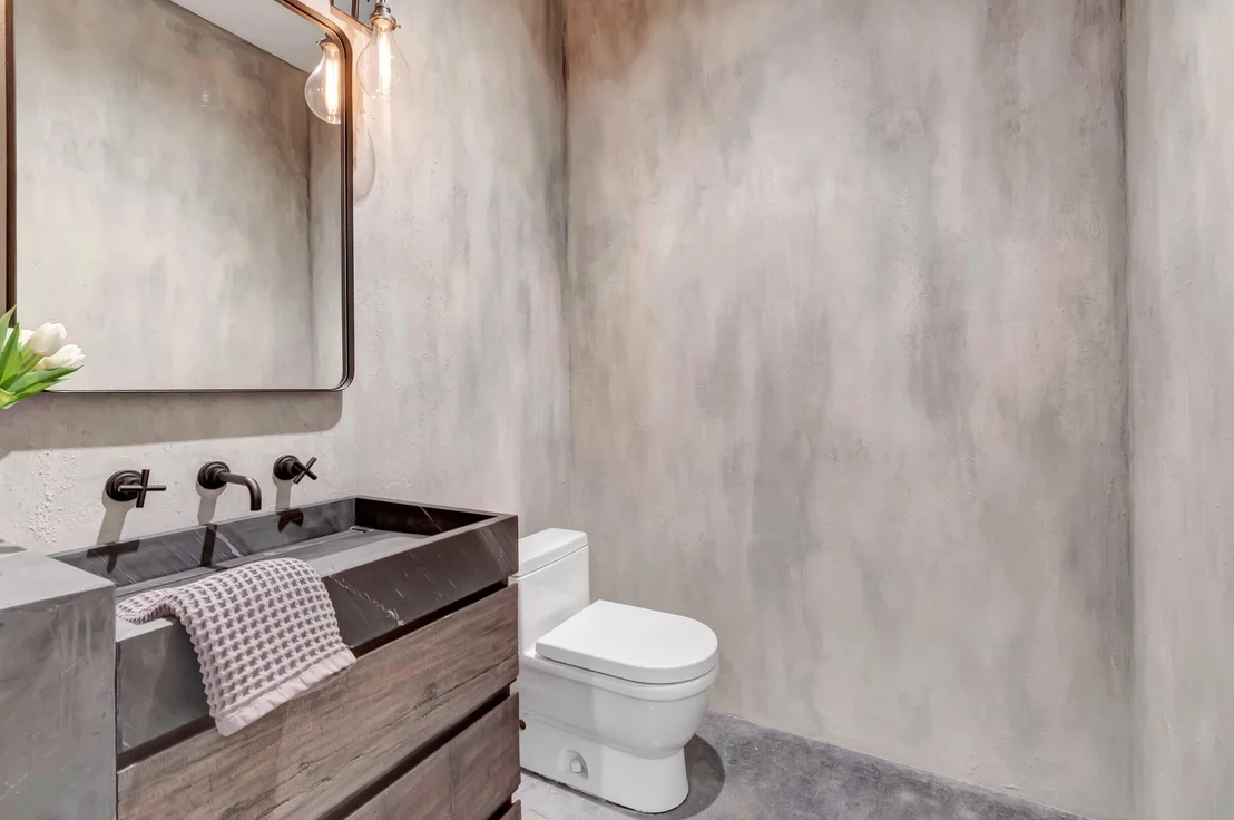 Photo of 3421 Beacon Street