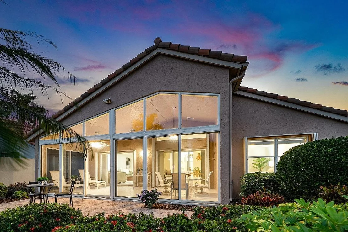 Photo of 6698 Sherbrook Drive