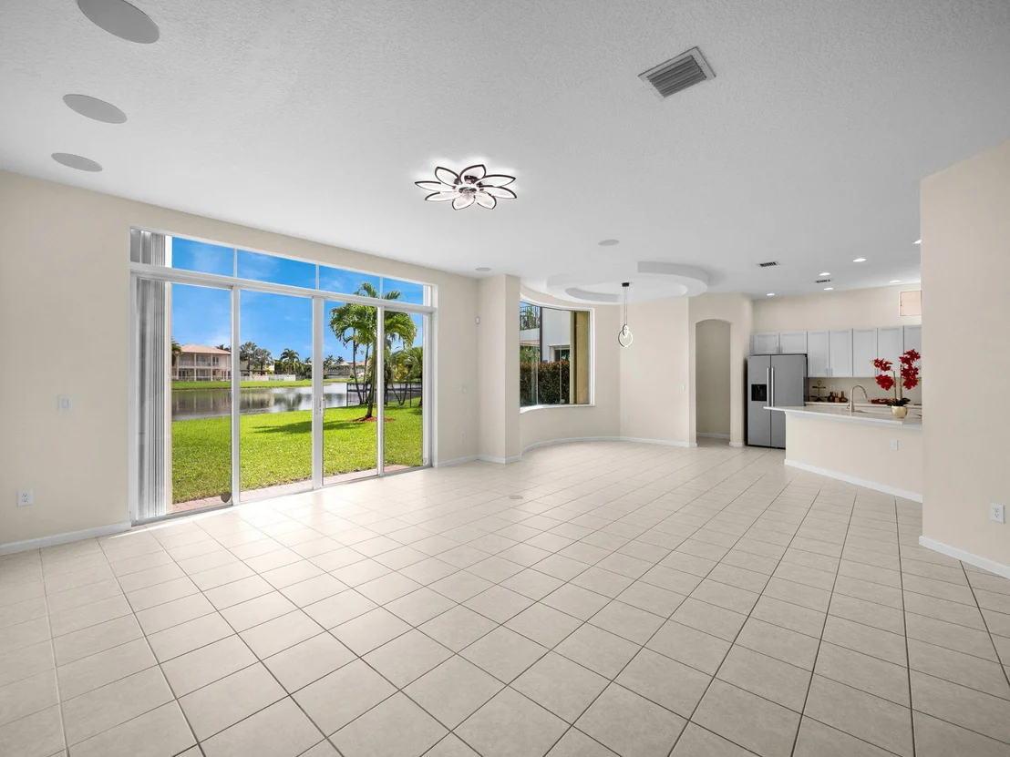 Photo of 2754 Danforth Terrace