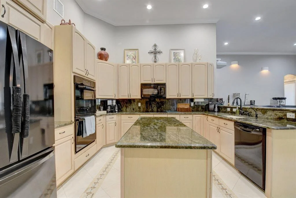 Photo of 8161 Muirhead Circle