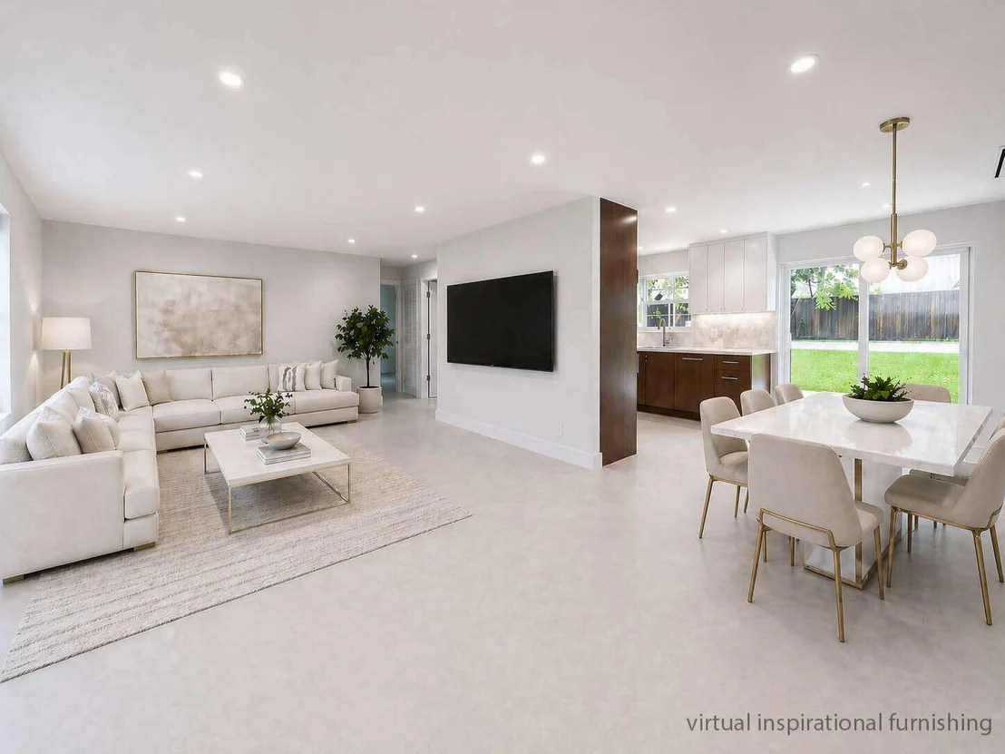 Photo of 236 SE 3rd Avenue