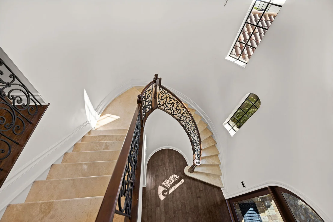 Photo of 9253 Este Lago Drive