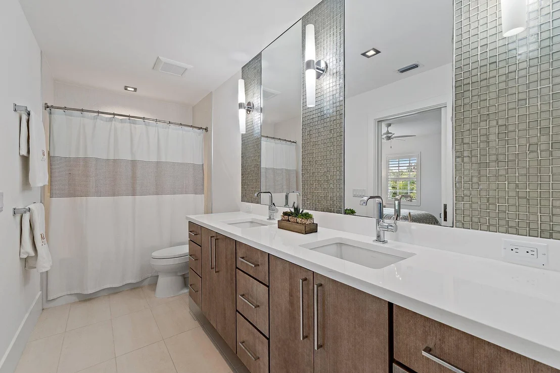 Photo of 918 Augusta Pointe Drive