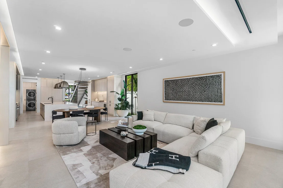 Photo of 810 Palm Trail