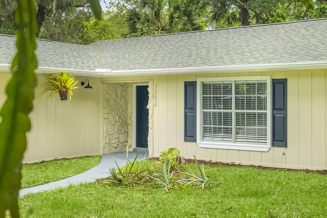 Photo of 7202 Arthurs Road