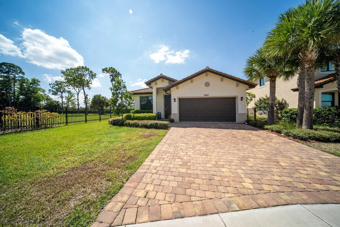 Photo of 4845 Pond Pine Way