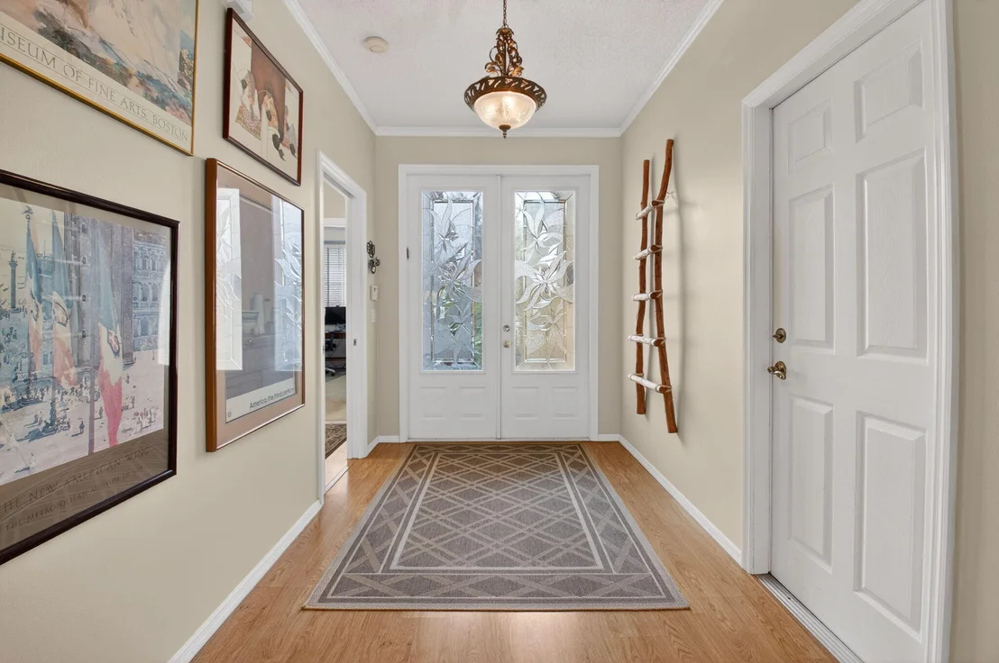 Photo of 10833 Madison Drive