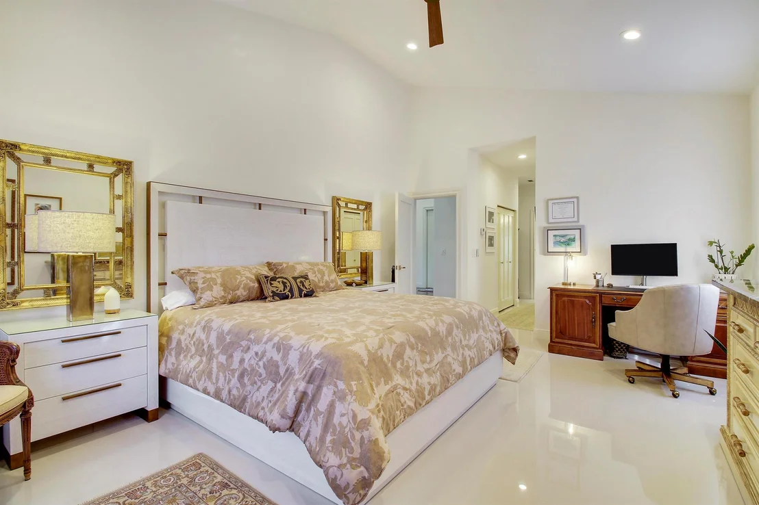 Photo of 7618 La Corniche Circle