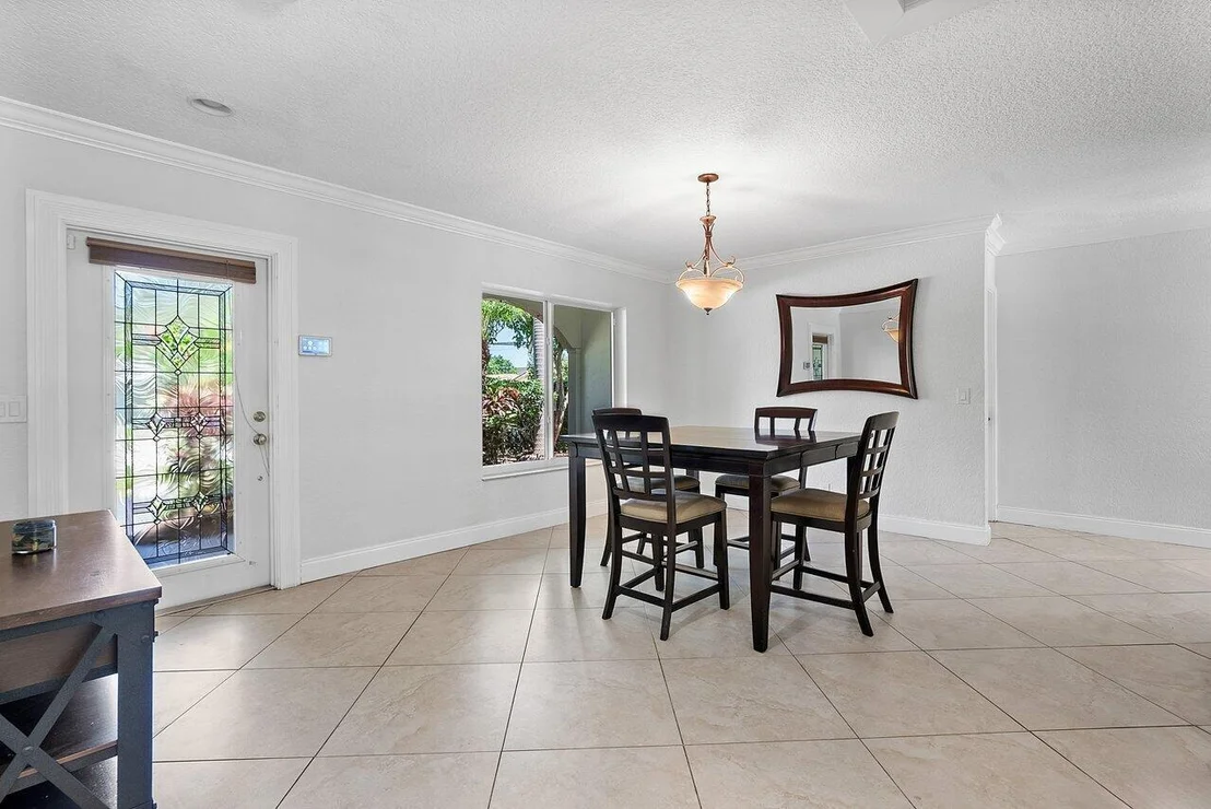 Photo of 401 NW 13th Drive