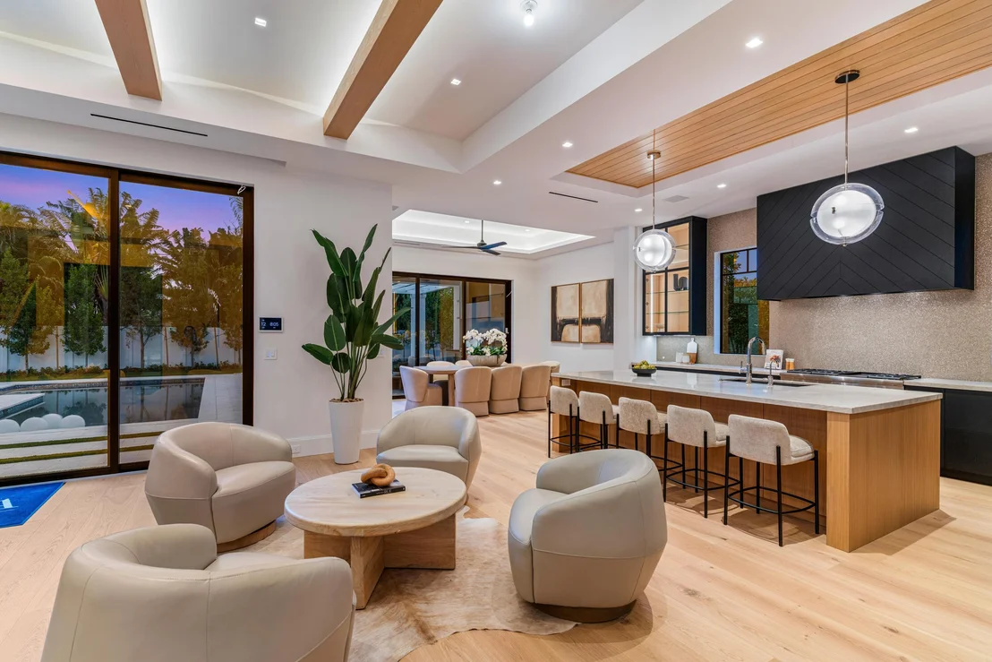 Photo of 720 NW 3rd Avenue