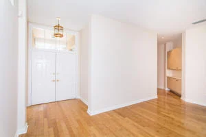 Photo of 170 E Hampton Way
