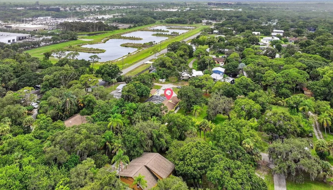 Photo of 600 Gopher Hill Road
