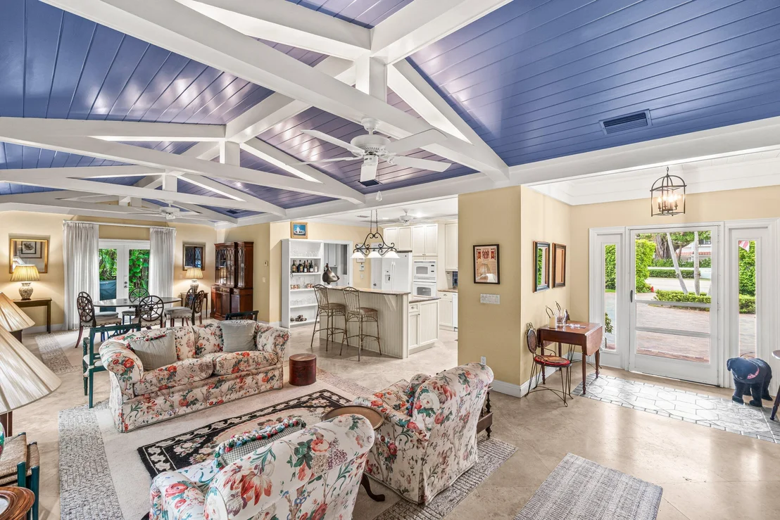 Photo of 5555 N Ocean Boulevard