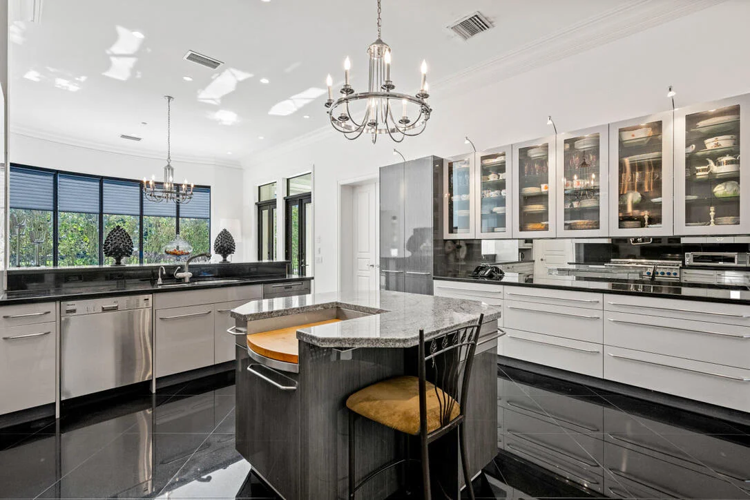 Photo of 7172 VALENCIA Drive