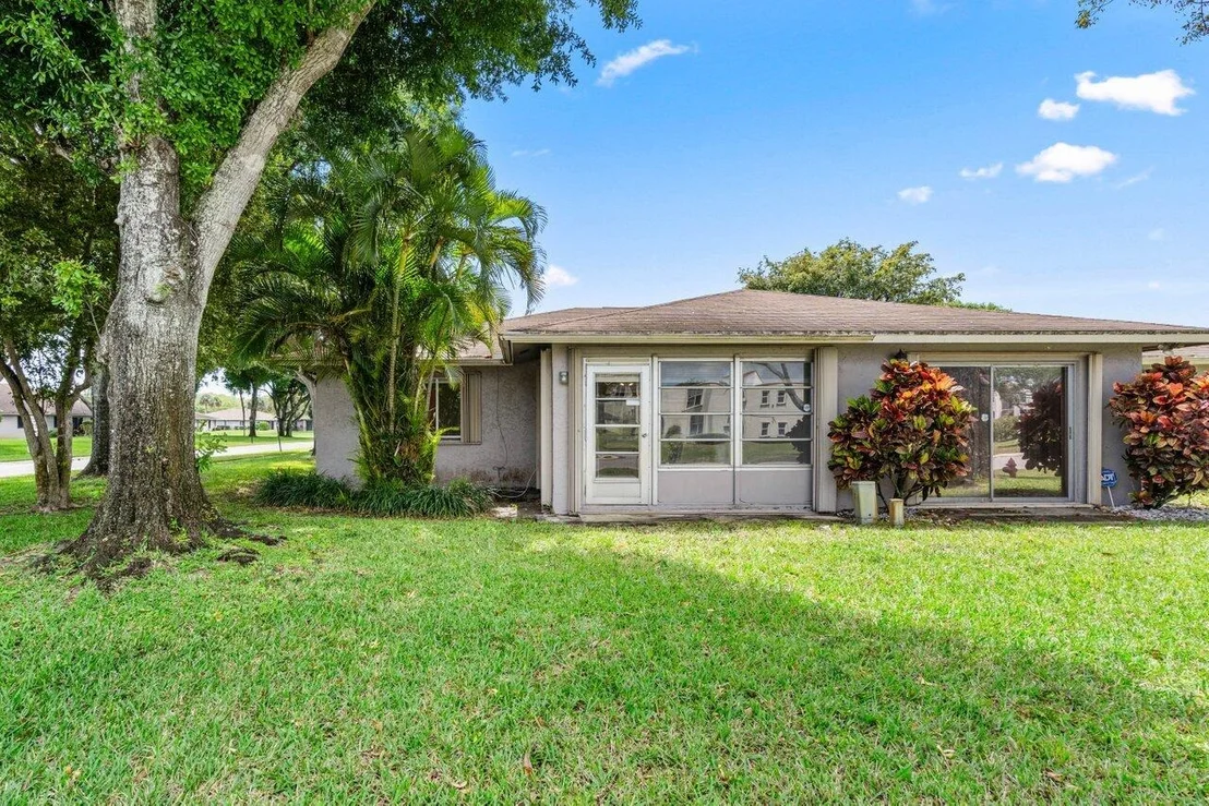 Photo of 6835 Moonlit Drive