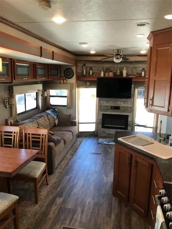 Photo of 52 Turtle Road
