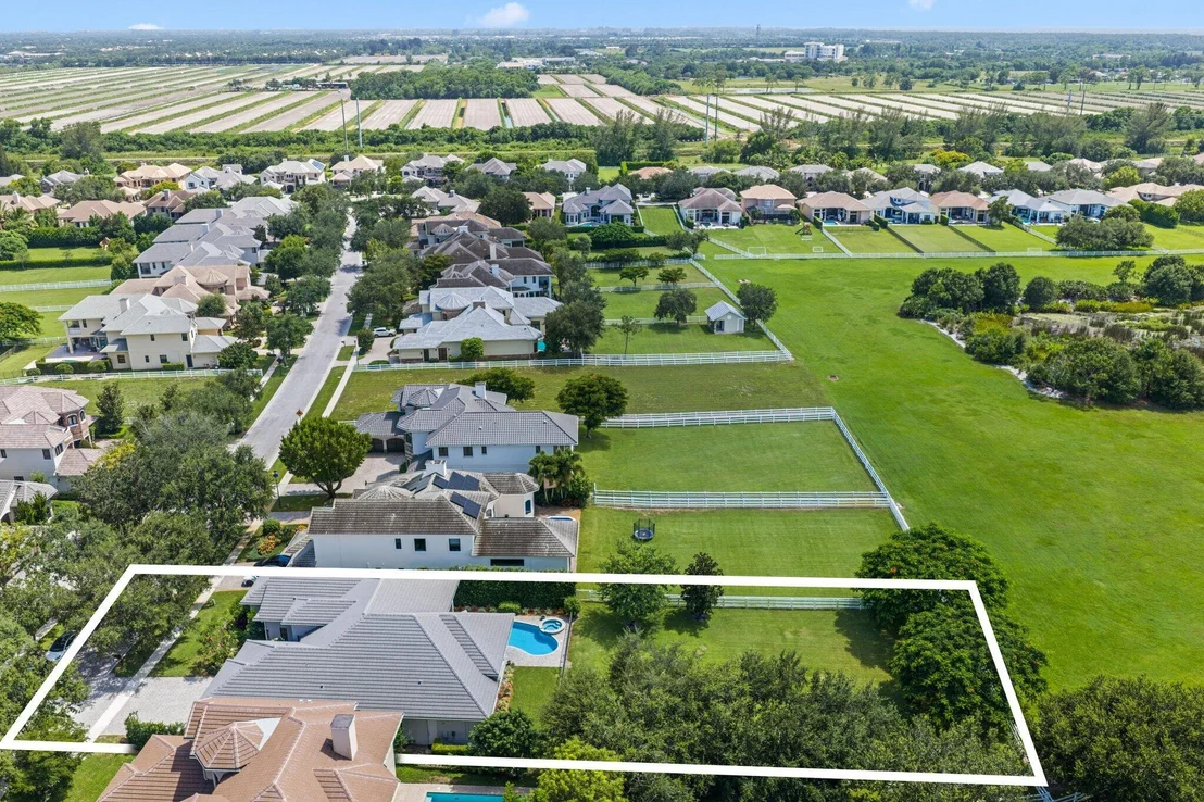 Photo of 8977 Stone Pier Drive