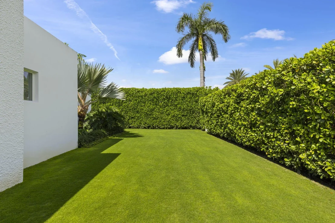 Photo of 200 Tradewind Drive