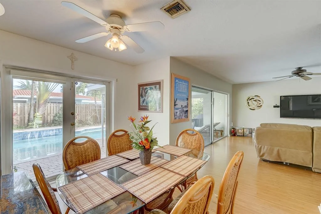Photo of 480 SE 1st Avenue