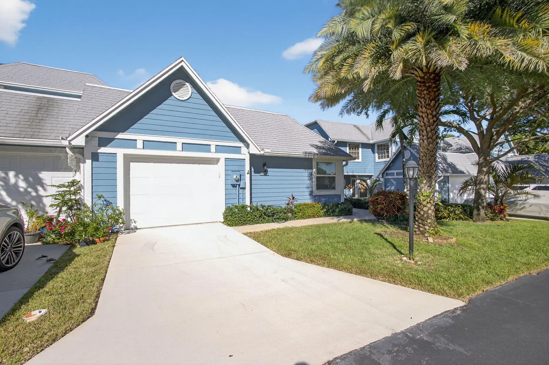 Photo of 1405 Ocean Dunes Circle