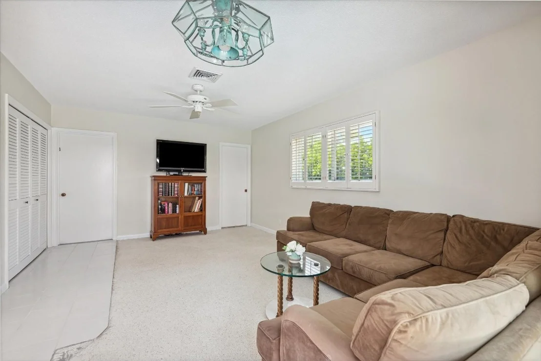 Photo of 625 Canistel Lane