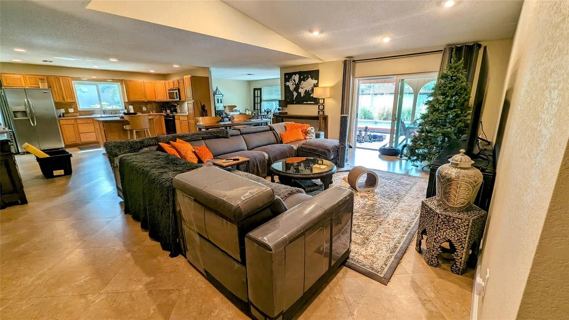 Photo of 8105 Nutmeg Way