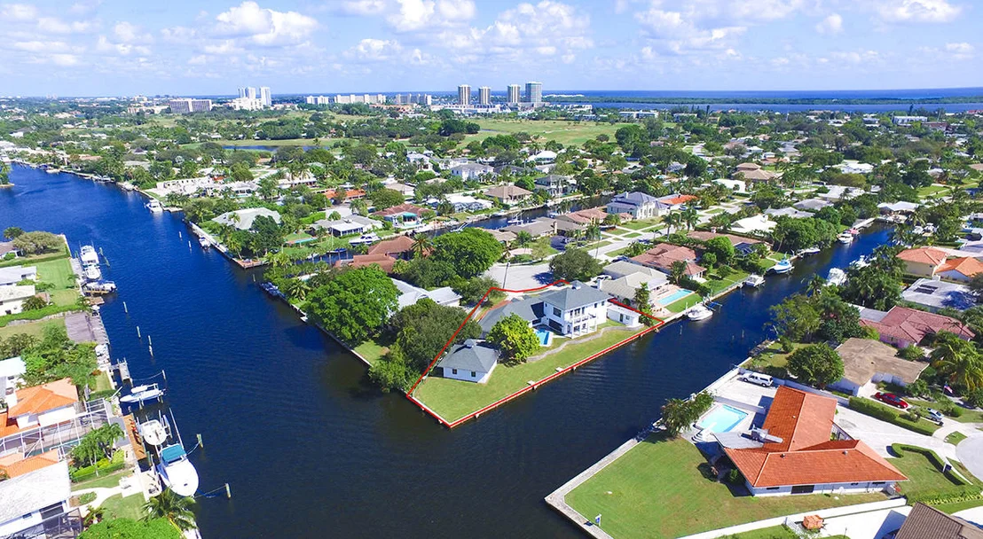 Photo of 648 Riverside Road