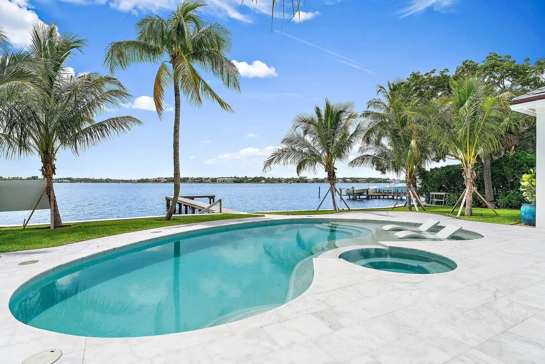 Photo of 21 Bay Harbor Road